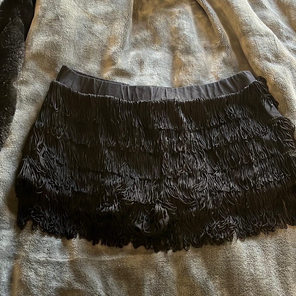 Decree shorts